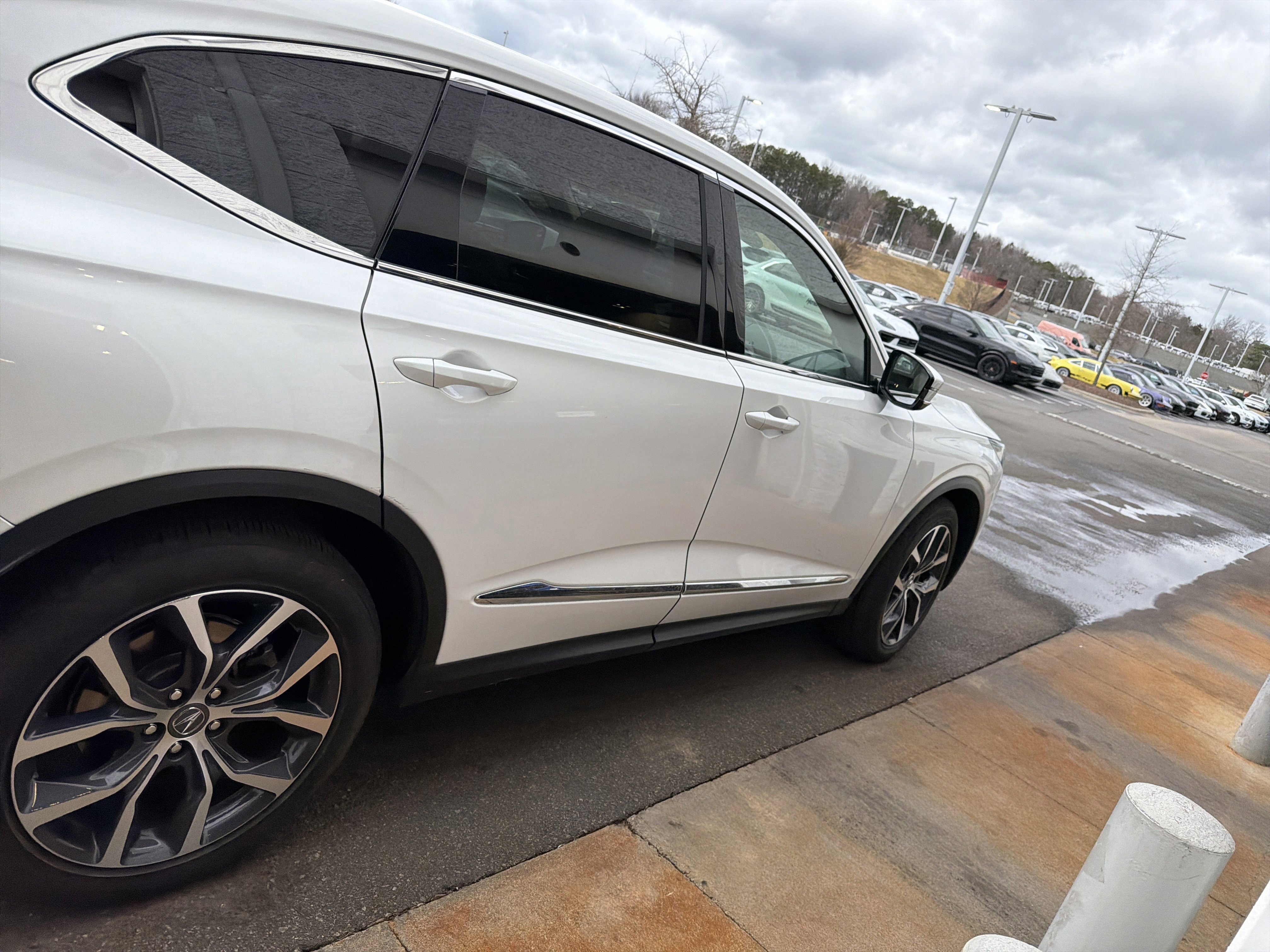 Certified 2023 Acura MDX SH-AWD w/ Technology Package image 11