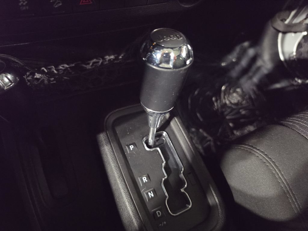 Used 2012 Jeep Wrangler Sport AWD/4WD image 20