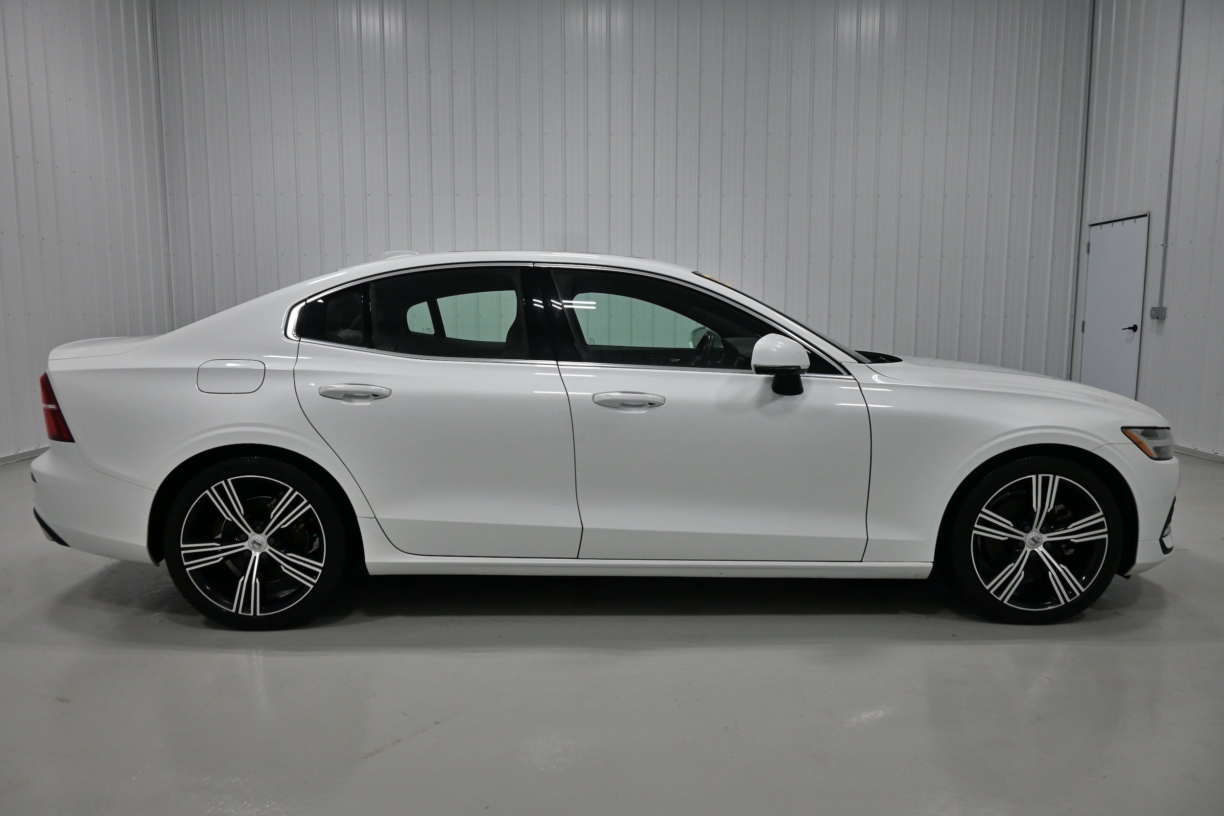 Used 2021 Volvo S60 T5 Inscription AWD/4WD image 37