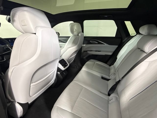 Certified 2023 Cadillac Lyriq 2WD image 23