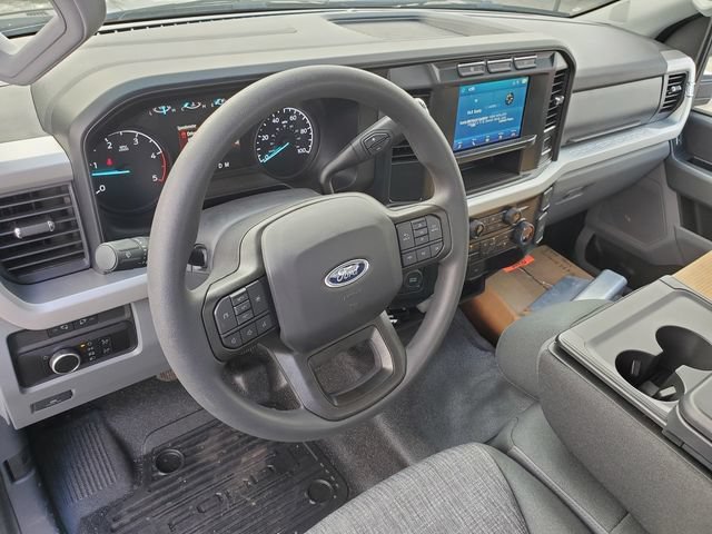 New 2023 Ford F550 4x4 Regular Cab Super Duty image 10