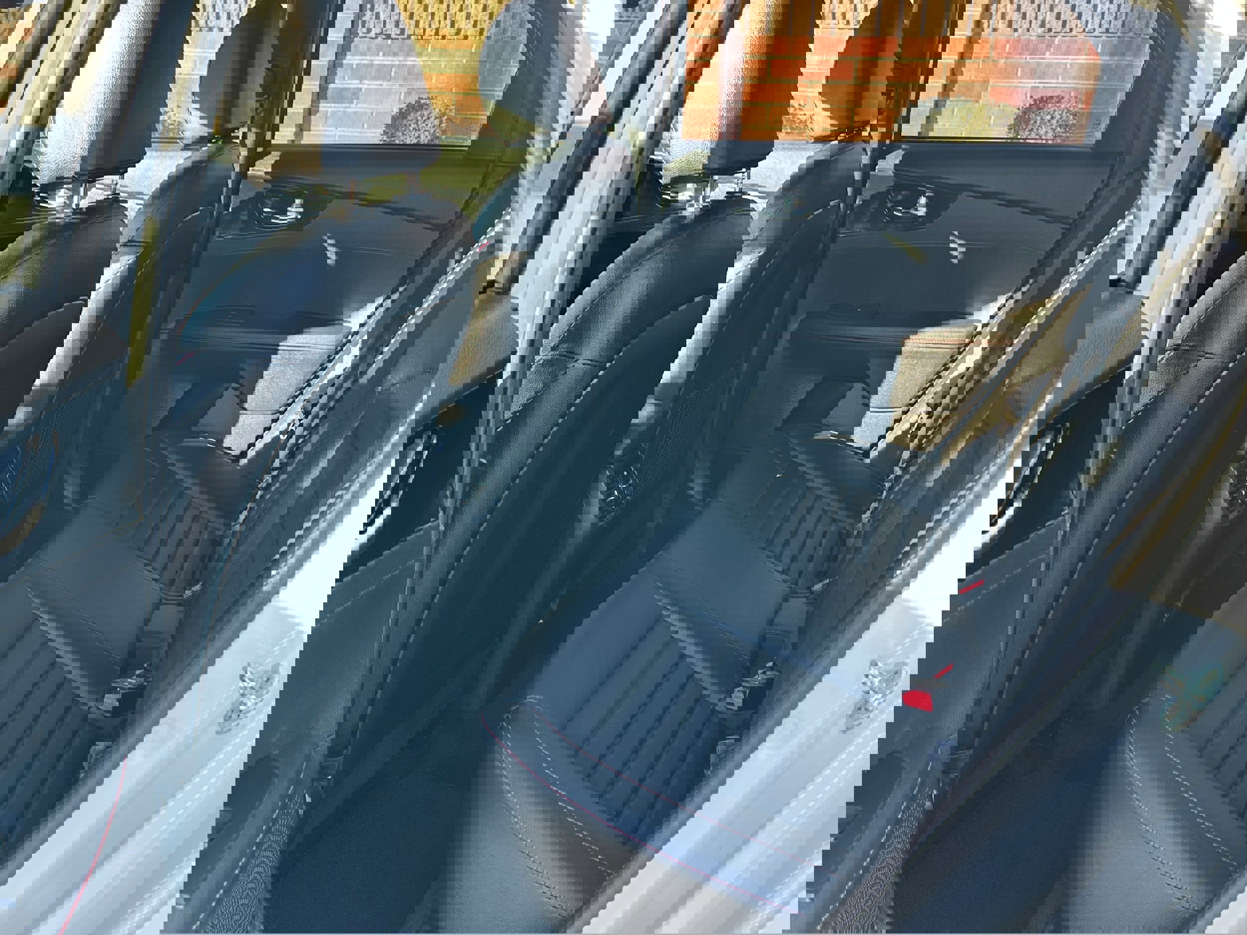 Used 2023 Kia Forte GT w/ GT2 Package image 7