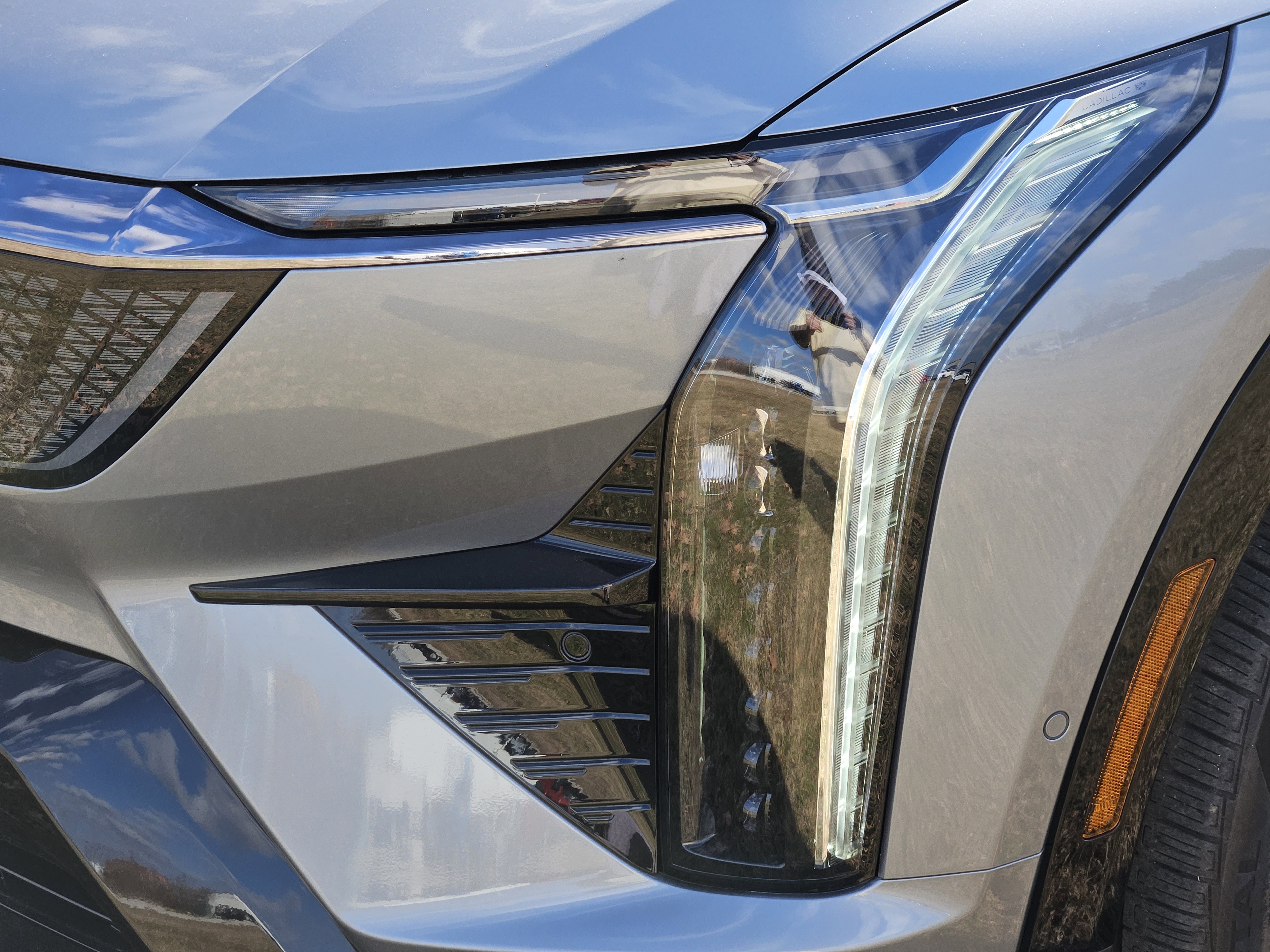 New 2026 Cadillac Optiq Sport 2 image 5