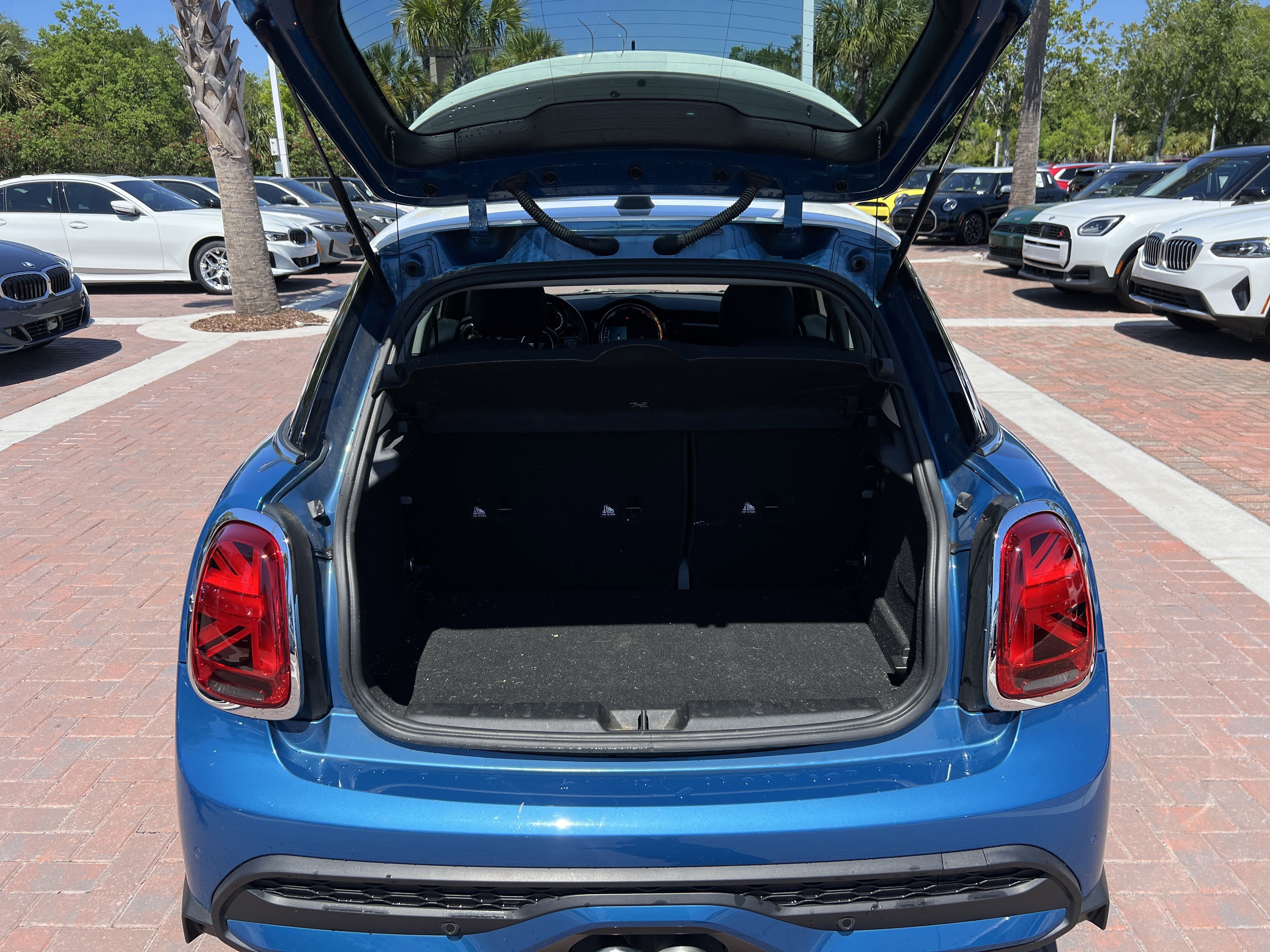 Used 2023 MINI Cooper S FWD image 31