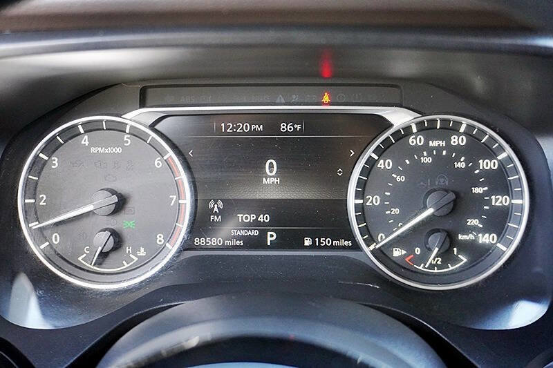 Used 2021 Nissan Rogue SV image 32
