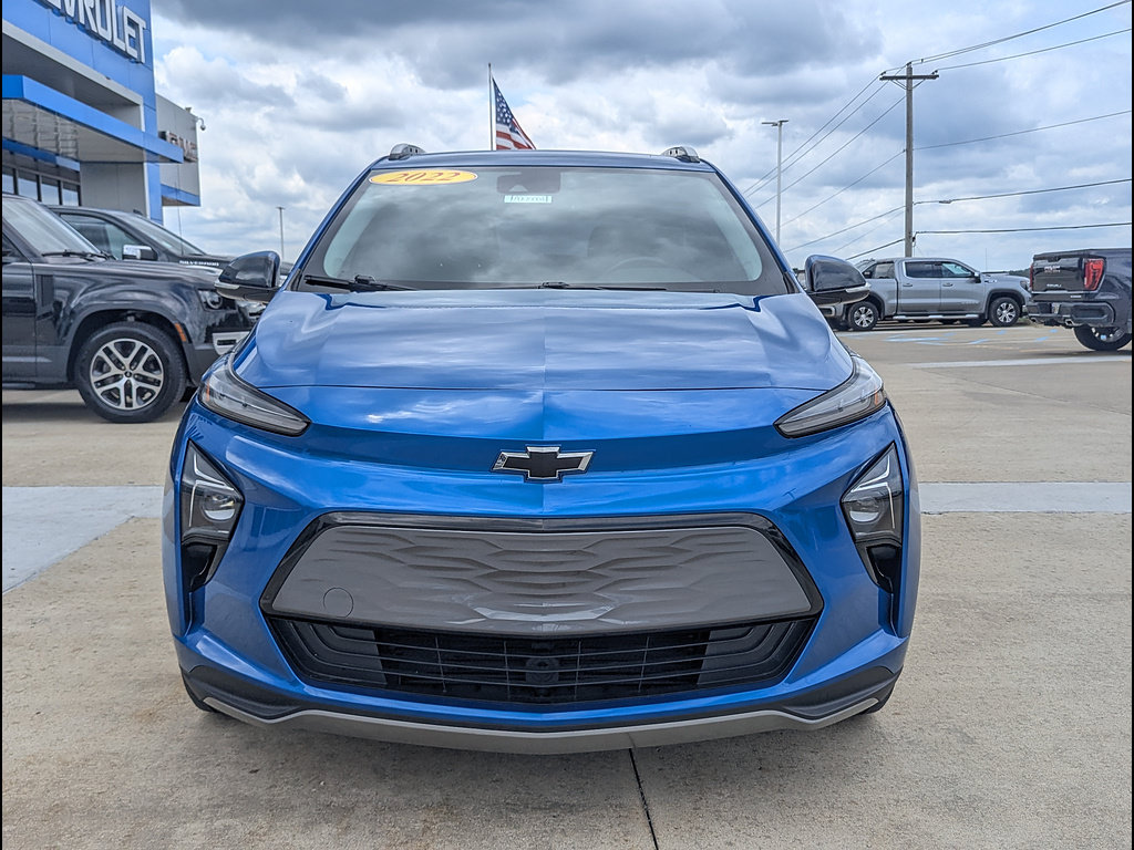 Used 2022 Chevrolet Bolt EUV LT w/ Convenience Package FWD image 11