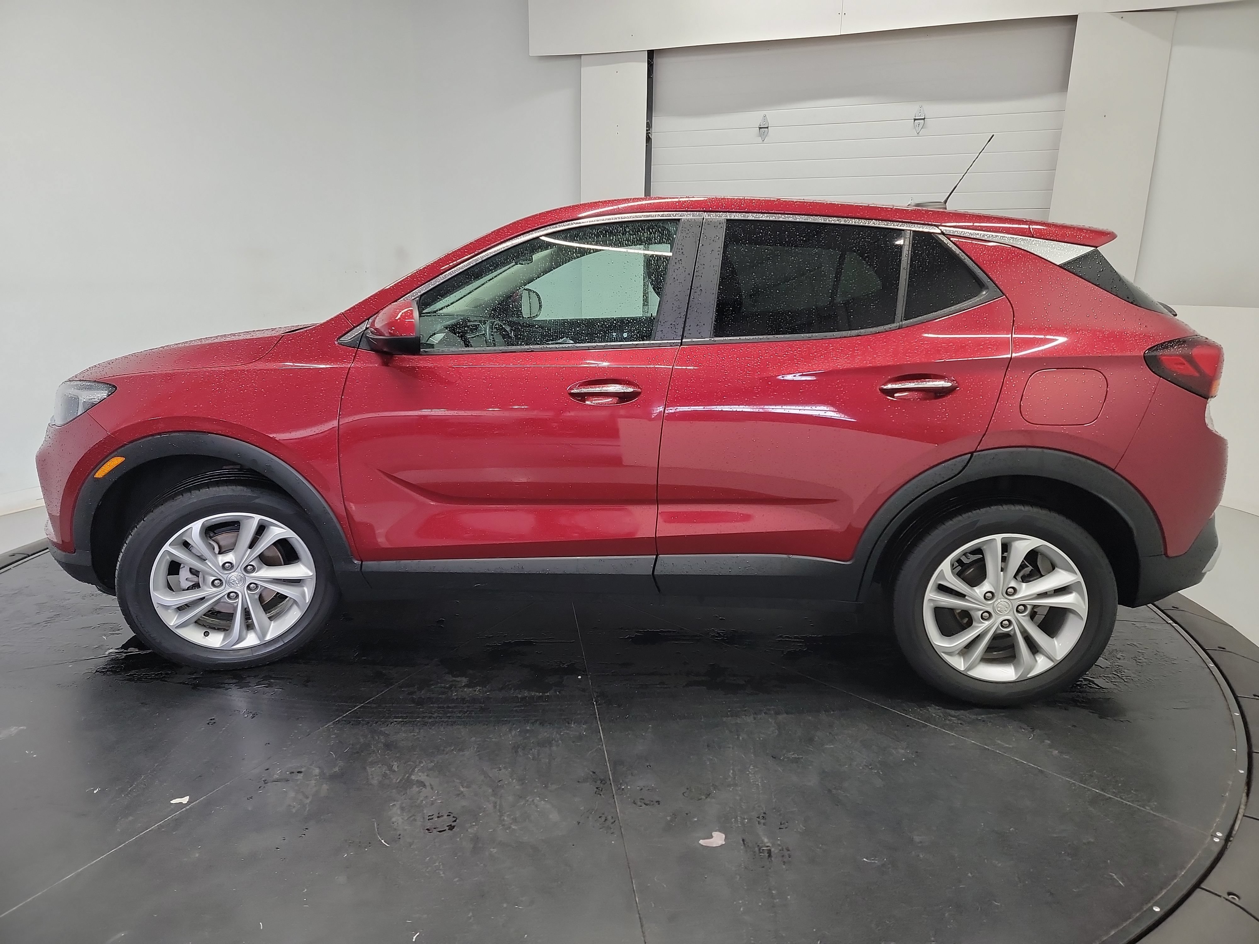 Used 2020 Buick Encore GX Preferred w/ Cold Weather Comfort Package AWD/4WD image 4