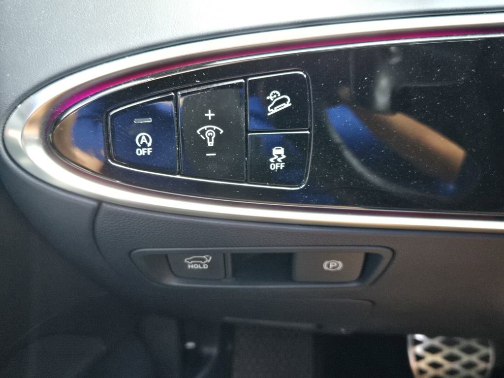 Used 2023 Genesis GV70 2.5T w/ Sport Prestige Package image 28