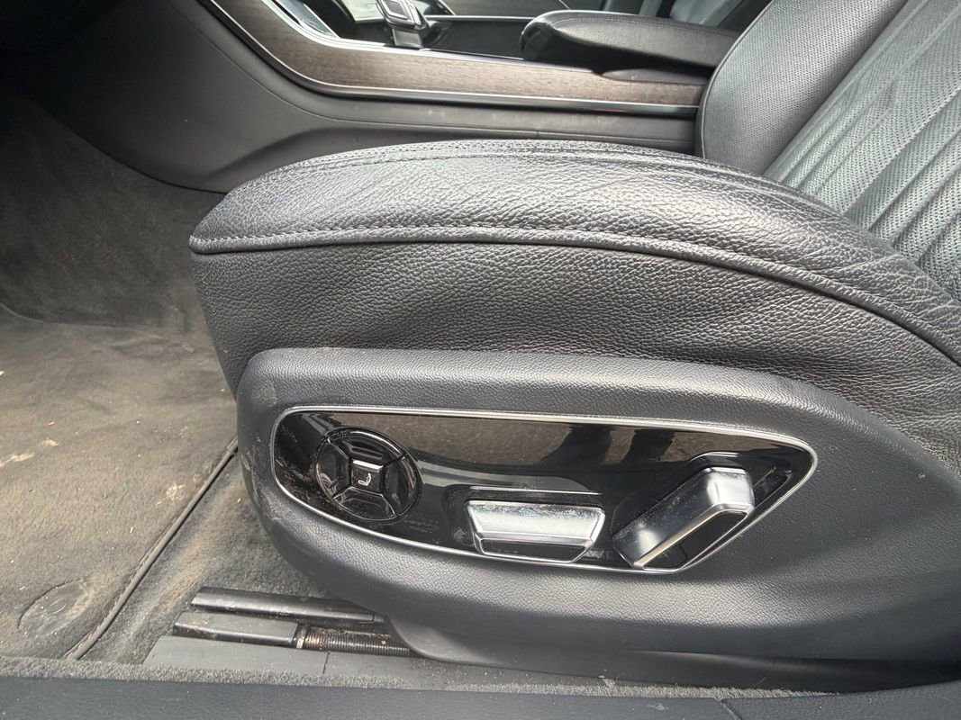 Used 2021 Audi A8 L 3.0T w/ Executive Plus Package image 20