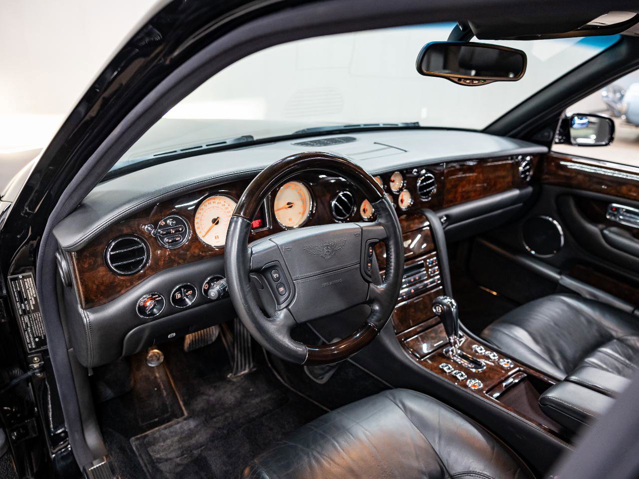 Used 2005 Bentley Arnage R RWD image 38