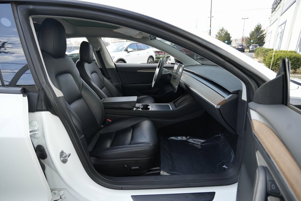 Used 2023 Tesla Model 3 Standard Range image 20