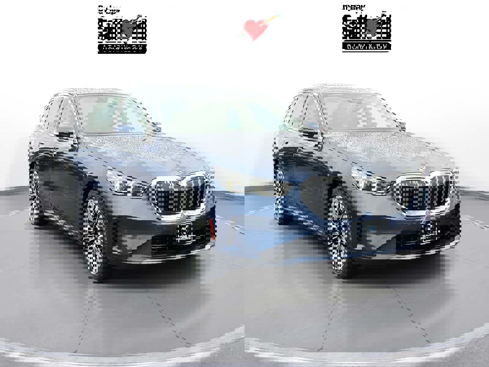 Used 2024 BMW 530i xDrive w/ Premium Package image 10