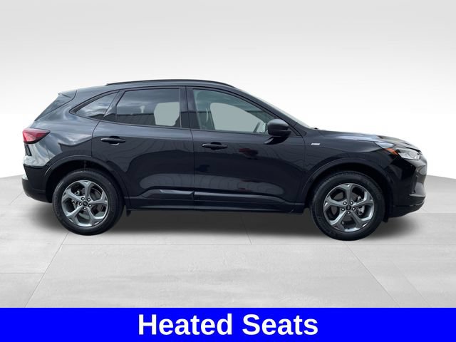 Used 2024 Ford Escape ST-Line w/ Tech Pack #1 AWD/4WD image 6