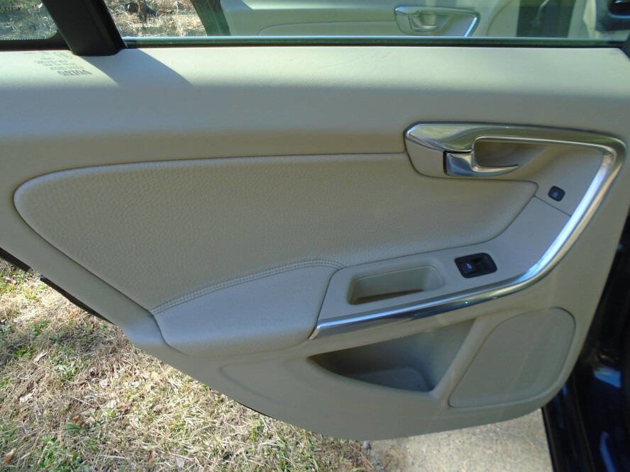 Used 2013 Volvo S60 T5 image 19