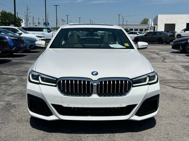Used 2021 BMW 530i xDrive w/ M Sport Package AWD/4WD image 2