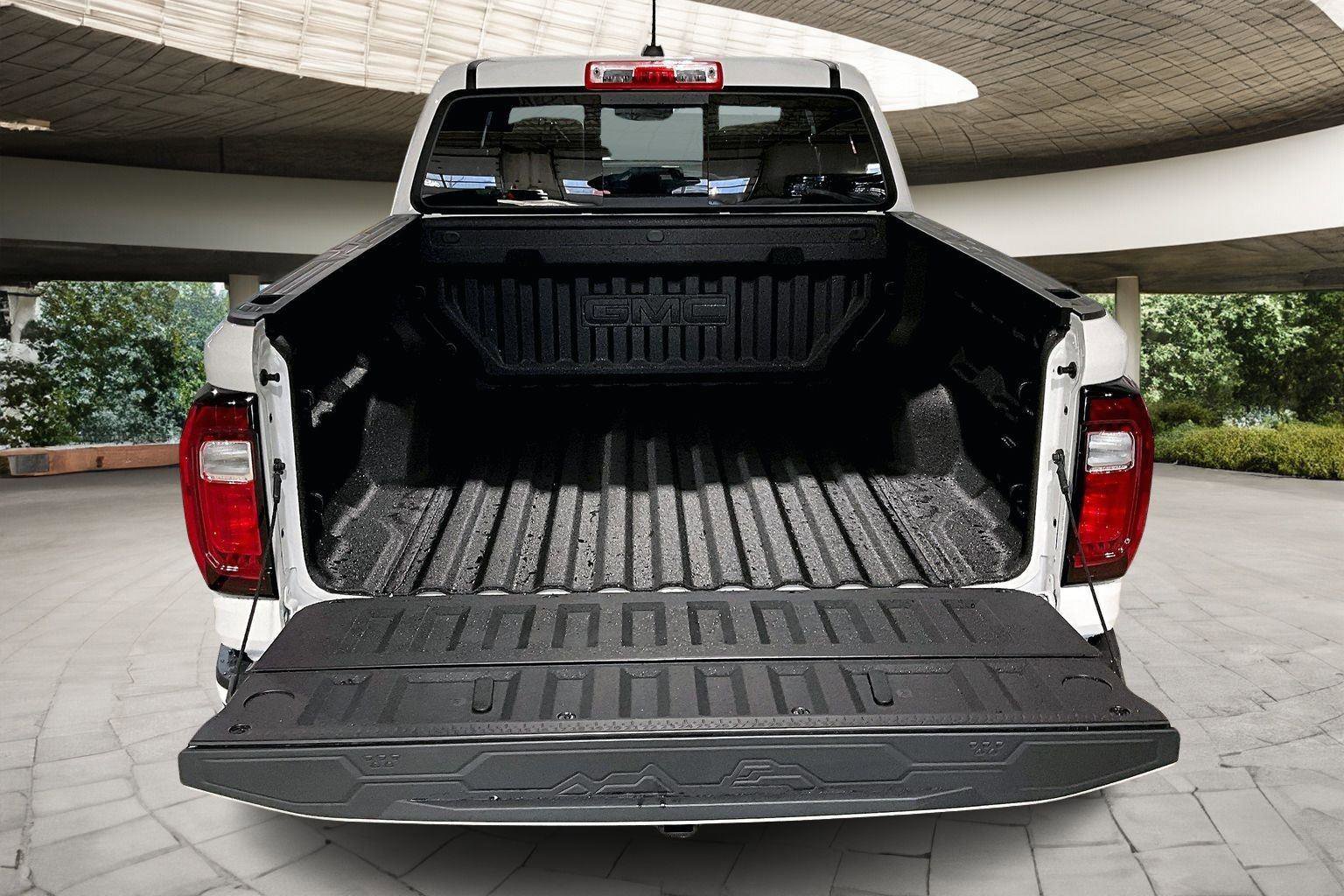 New 2026 GMC Canyon AT4 image 6