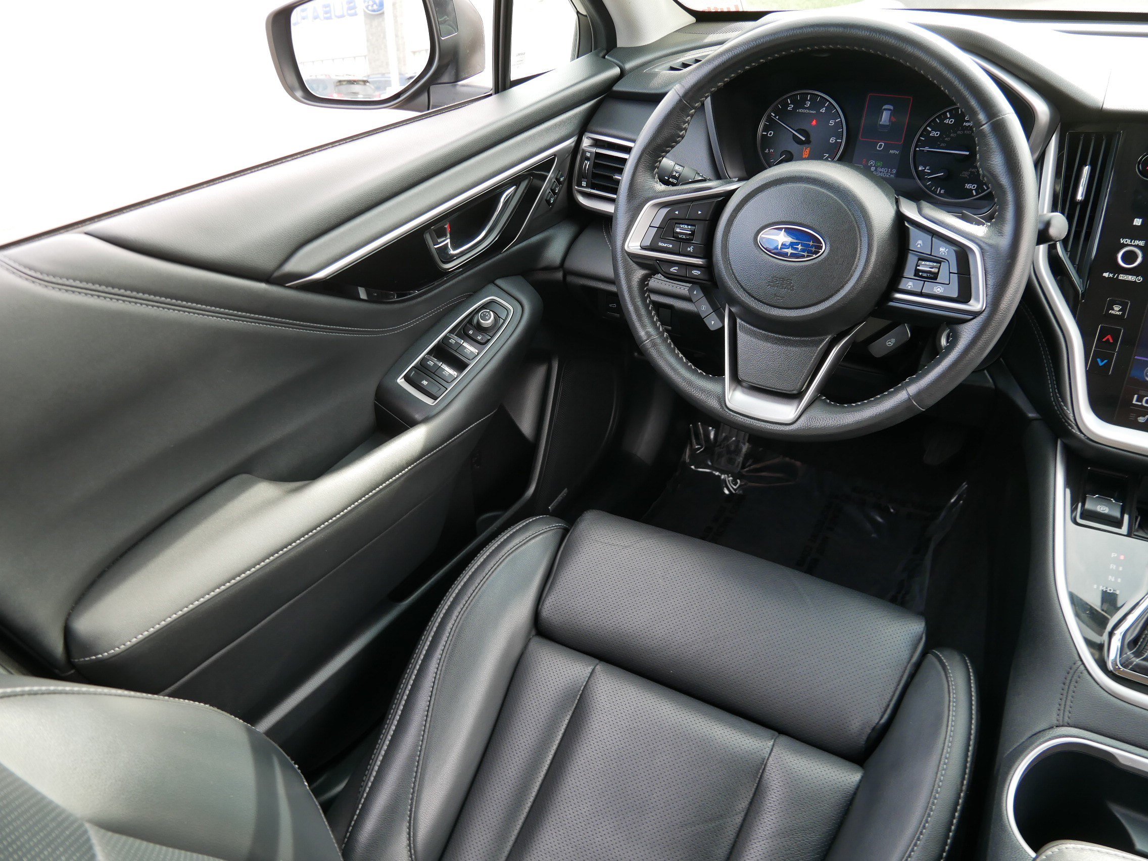 Used 2020 Subaru Outback Limited AWD/4WD image 9