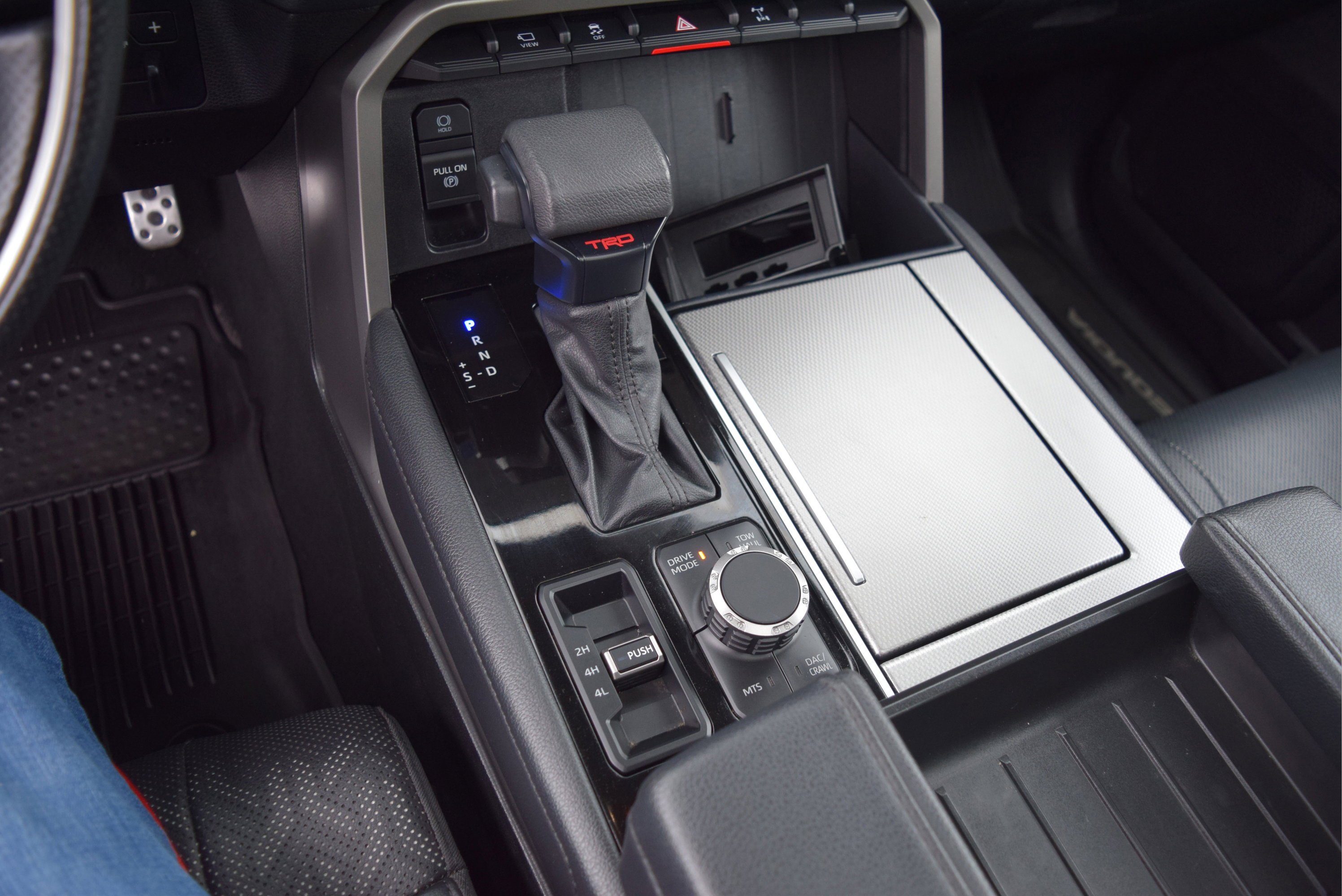 Used 2023 Toyota Sequoia Limited w/ TRD Off-Road Package AWD/4WD image 22