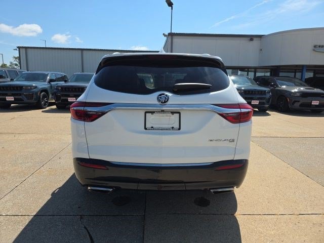 Used 2019 Buick Enclave Essence AWD/4WD image 7