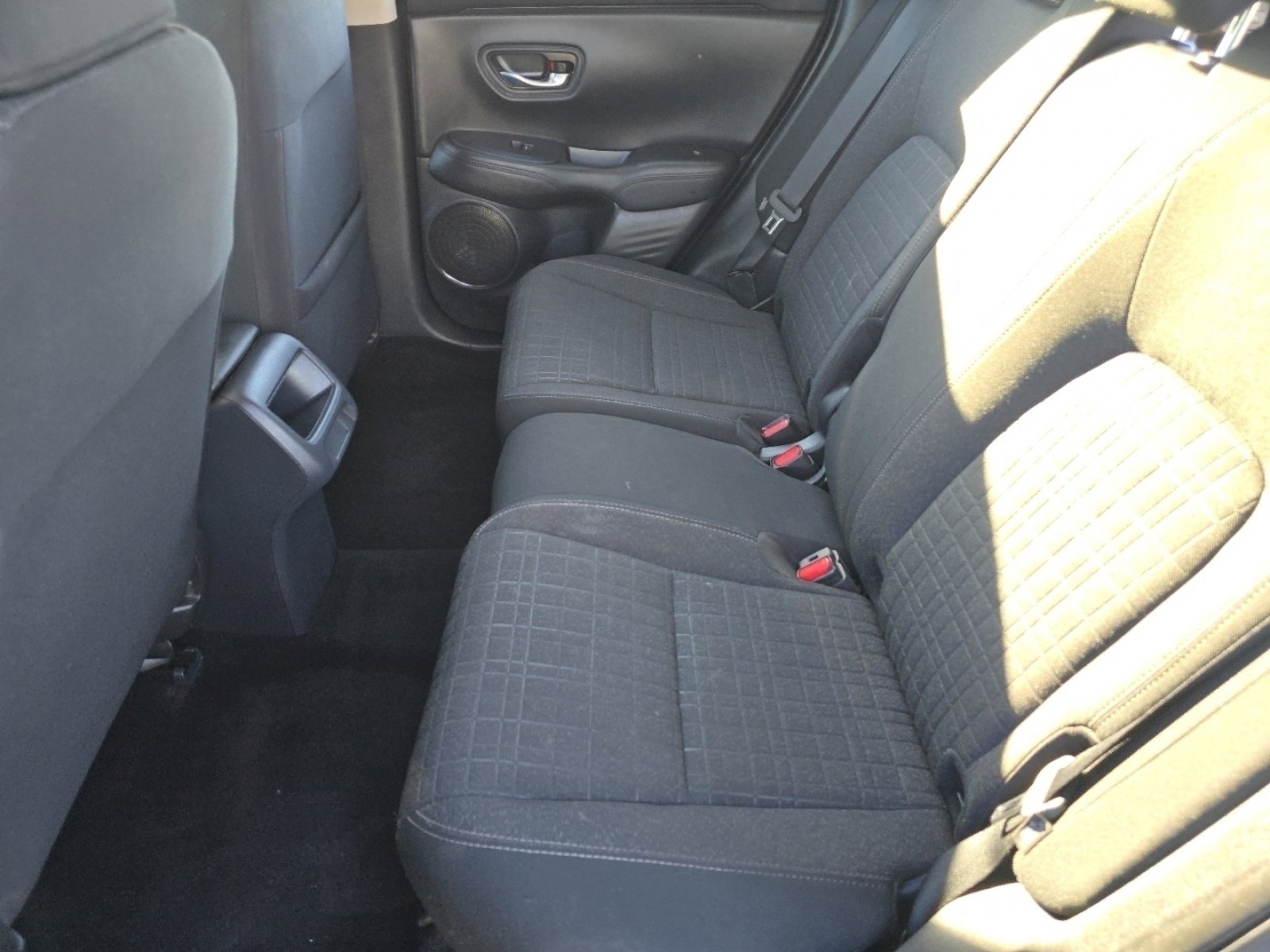 Used 2025 Honda HR-V LX image 24