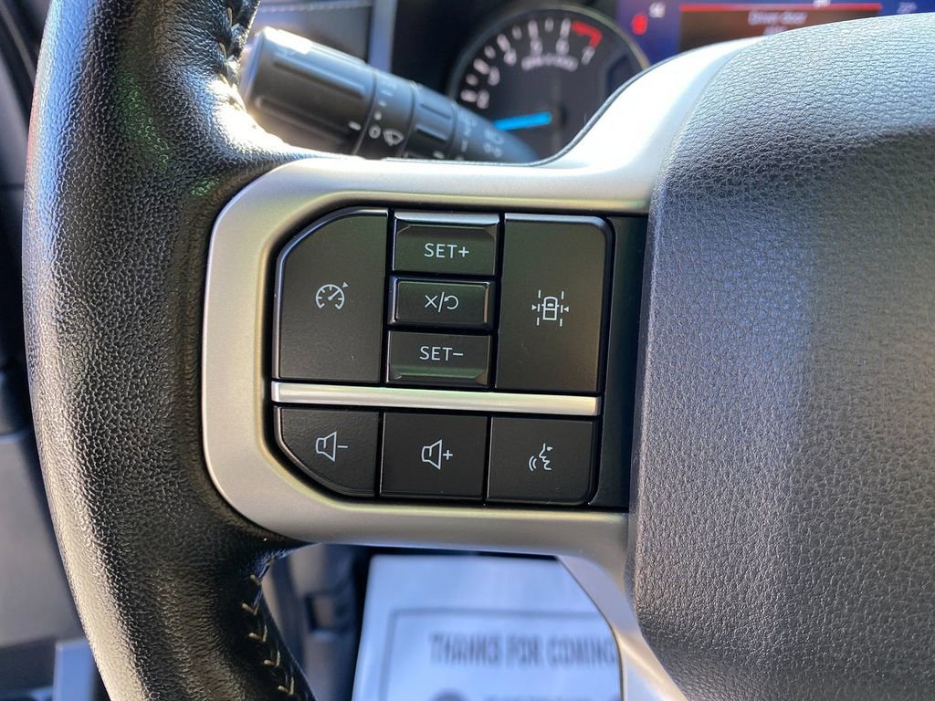 Used 2023 Ford Expedition XLT image 16