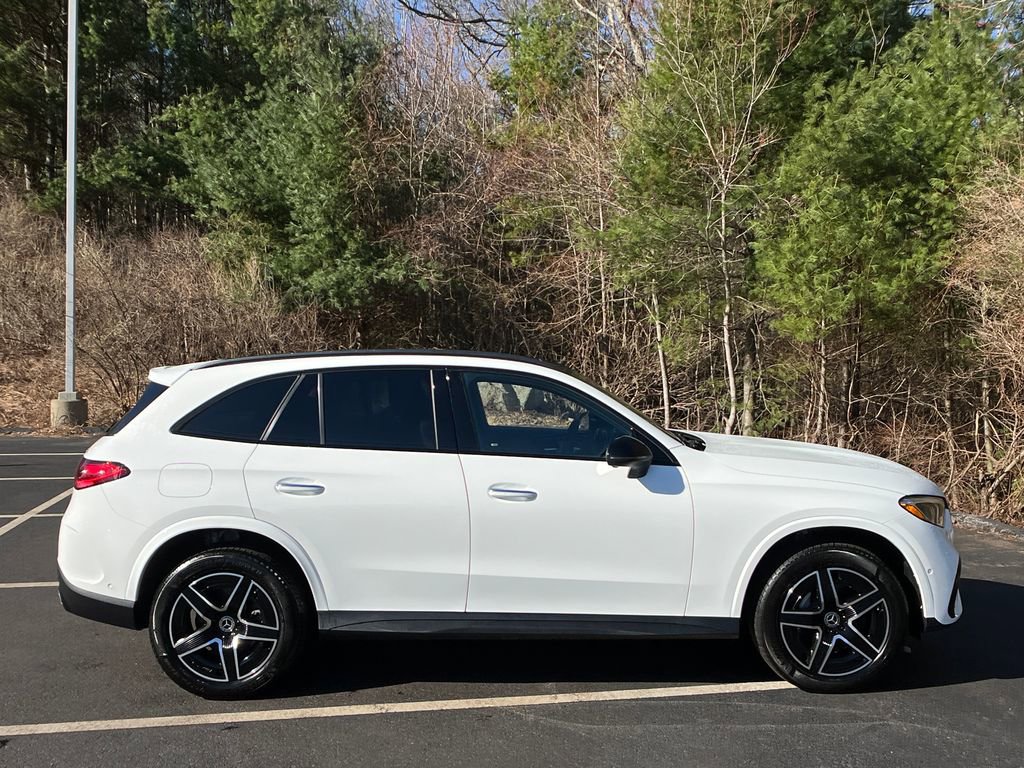 Used 2023 Mercedes-Benz GLC 300 4MATIC image 6