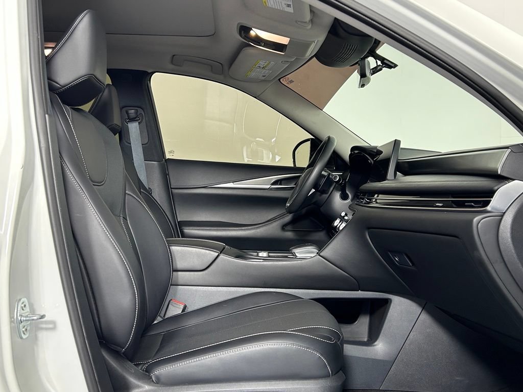 Used 2024 INFINITI QX60 Luxe AWD/4WD image 10