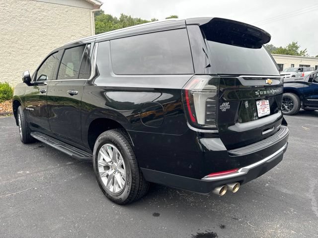 Used 2025 Chevrolet Suburban Premier AWD/4WD image 5