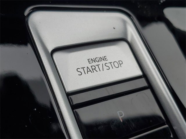 Used 2024 Volkswagen Atlas Cross Sport SEL Premium R-Line image 24