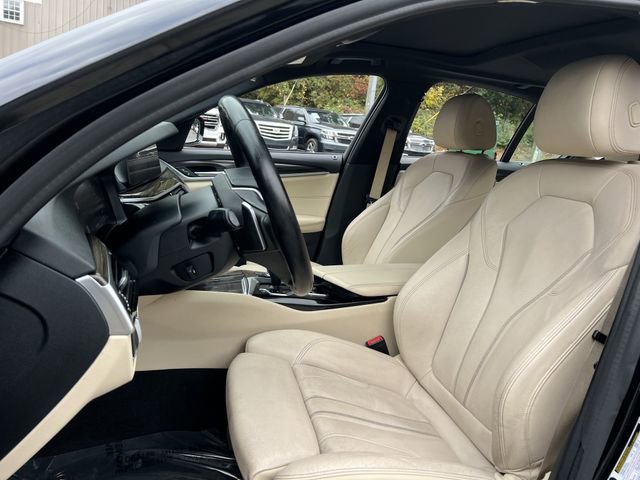 Used 2020 BMW 530i w/ Convenience Package image 13