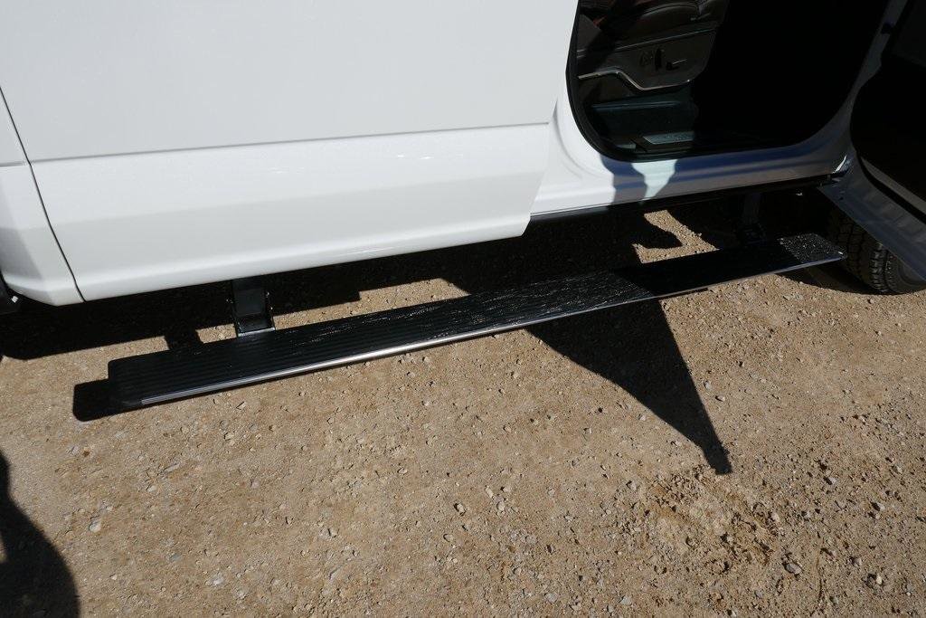 New 2026 Ford F350 King Ranch w/ Chrome Package image 9