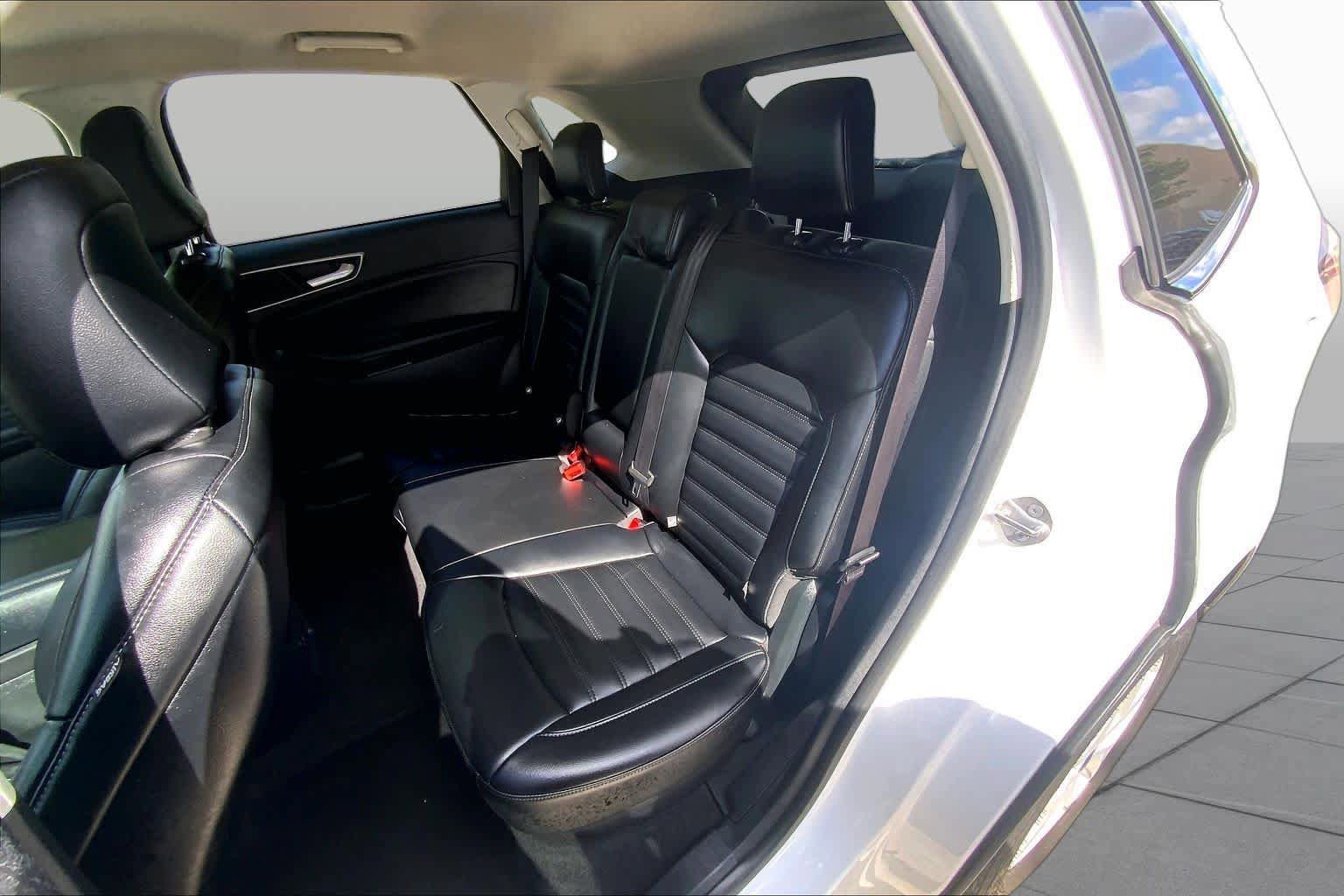 Used 2022 Ford Edge SEL AWD/4WD image 21
