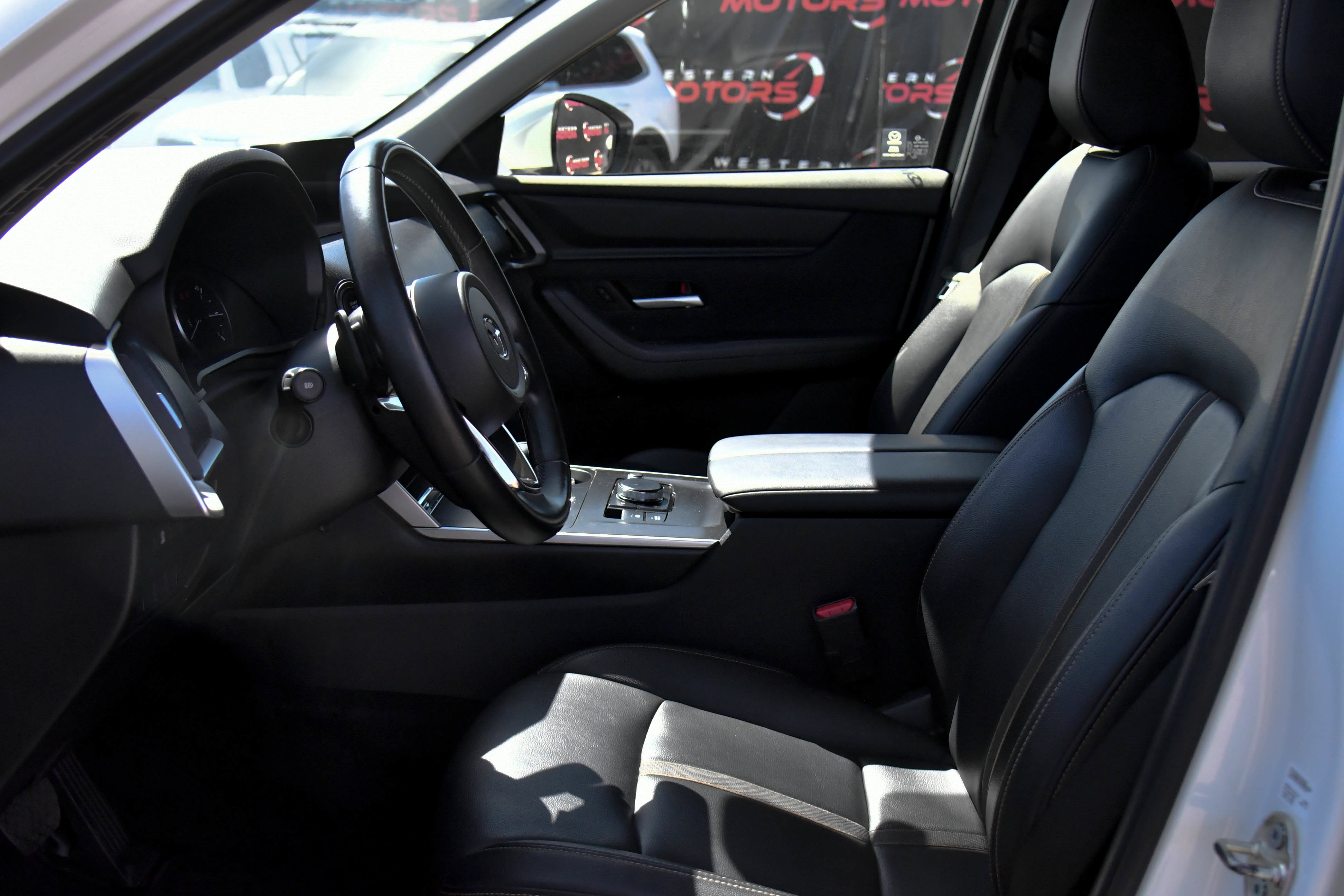 Used 2024 MAZDA CX-90 3.3 Turbo w/ Select Package AWD/4WD image 18