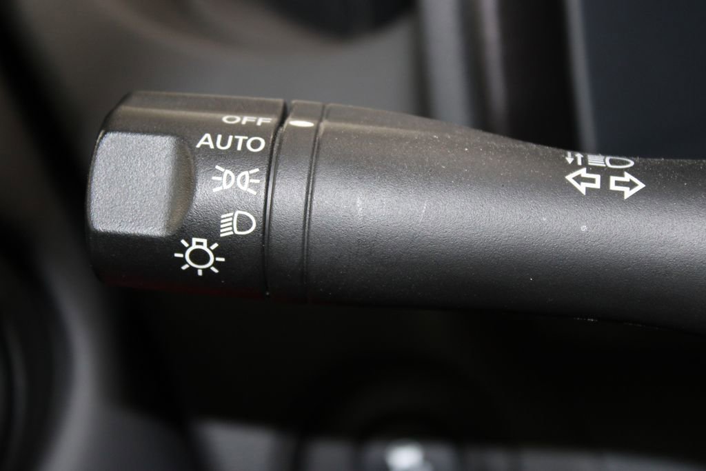 Used 2024 Nissan Z Performance w/ Floor Mat Package image 31
