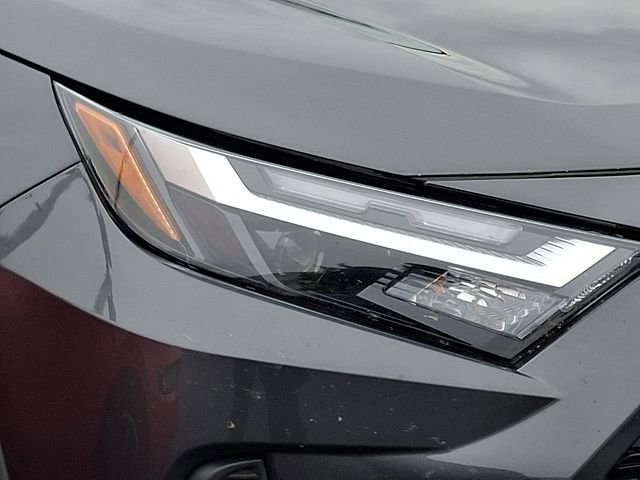 Used 2025 Toyota RAV4 XLE AWD/4WD image 7