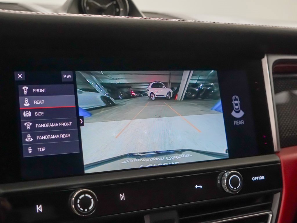 Used 2022 Porsche Macan GTS image 31