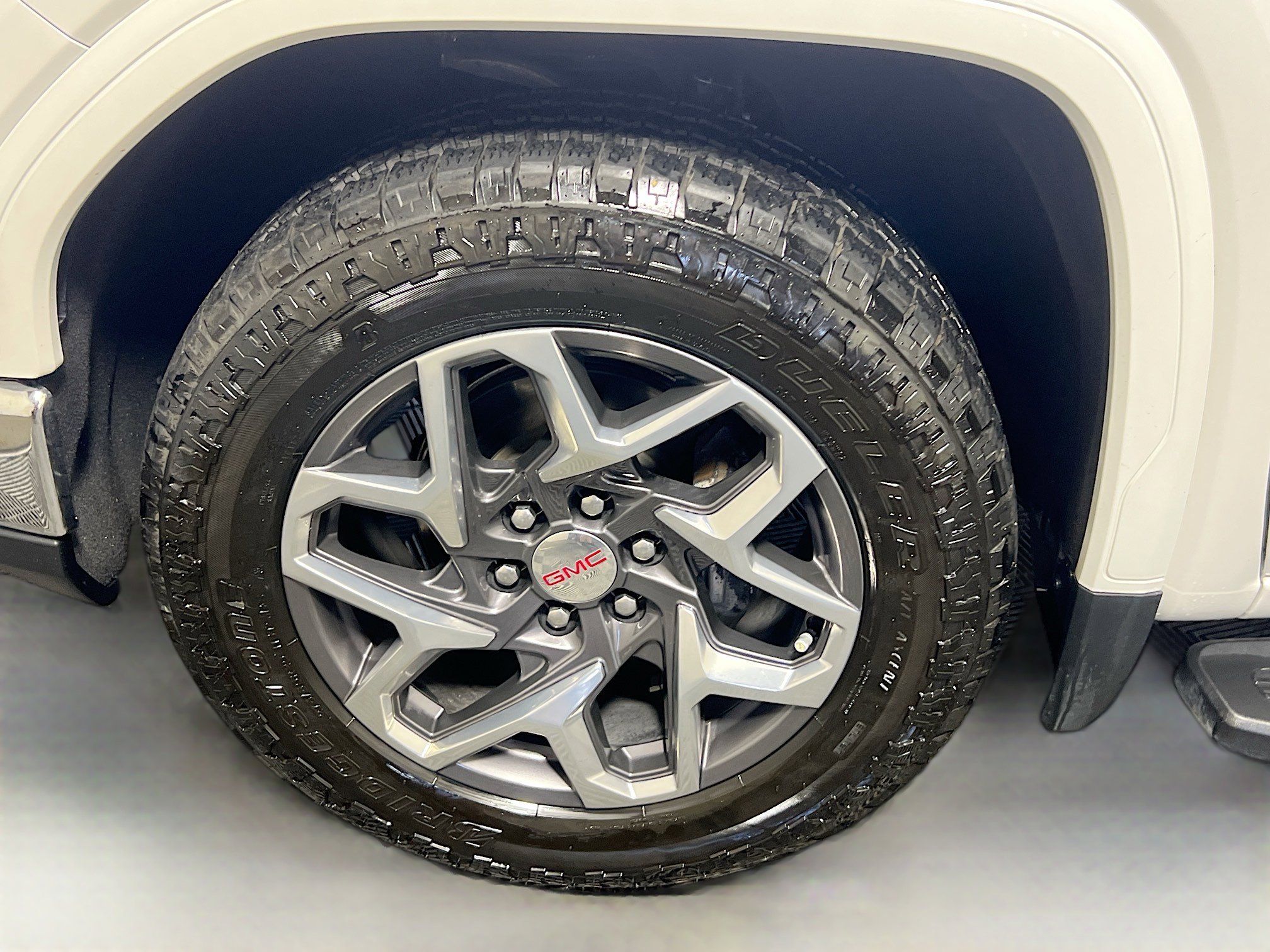 Used 2022 GMC Sierra 1500 SLT w/ SLT Premium Plus Package image 13