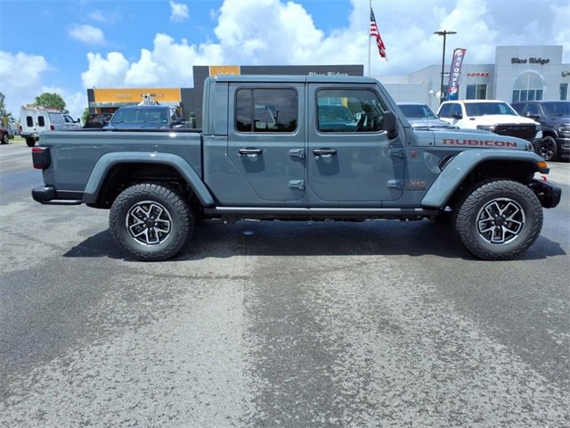 New 2025 Jeep Gladiator Rubicon w/ Safety Group image 3