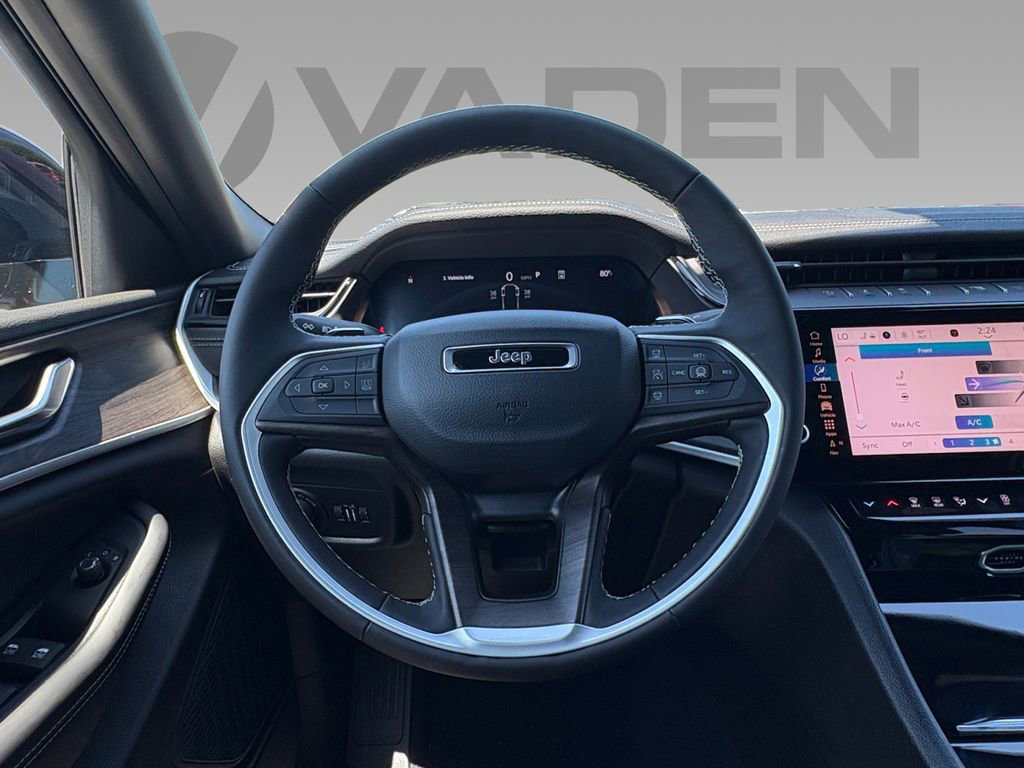 New 2026 Jeep Grand Cherokee L 2WD image 10