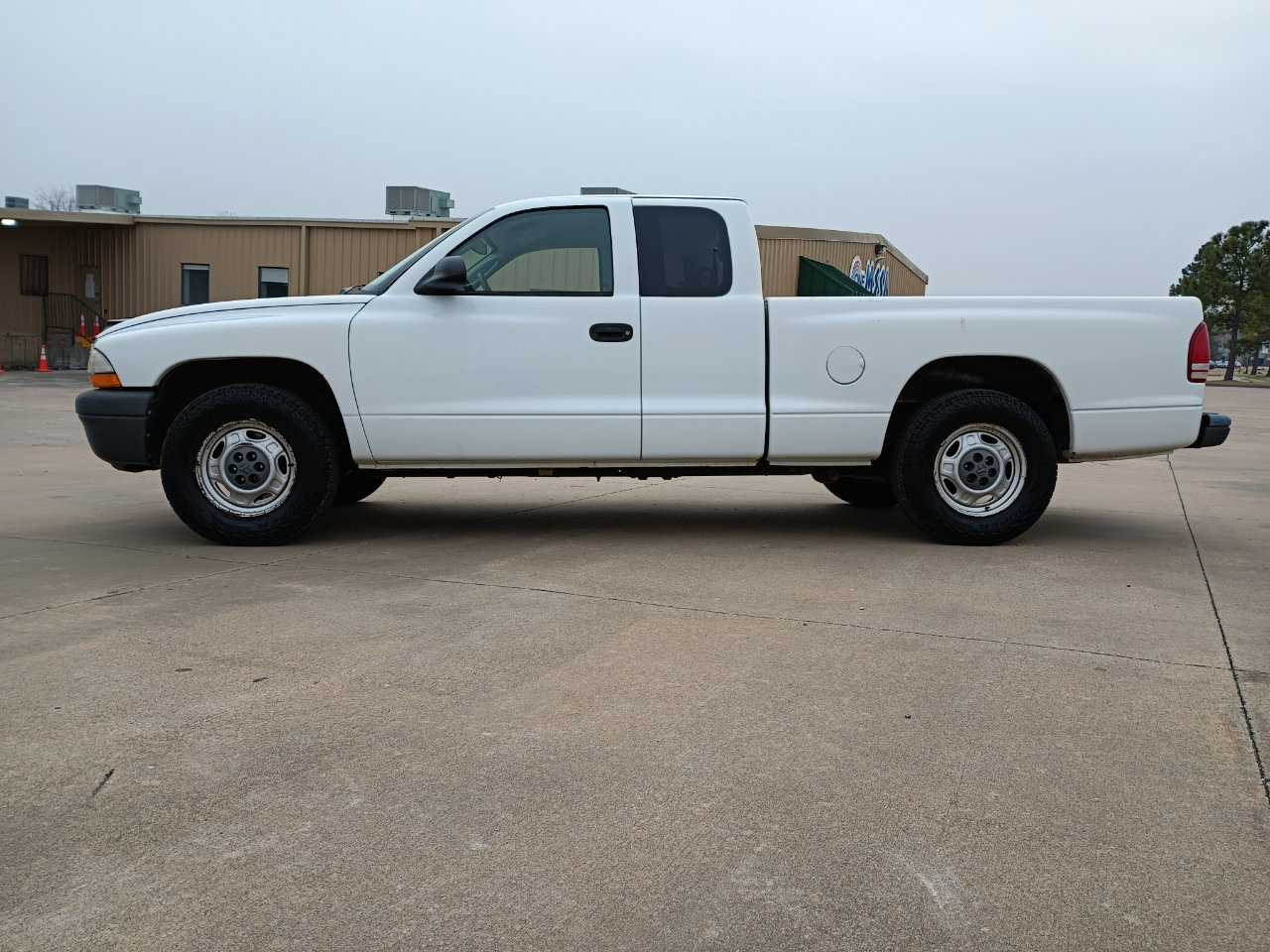 Used 2004 Dodge Dakota 2WD Club Cab w/ Hd Service Group image 7
