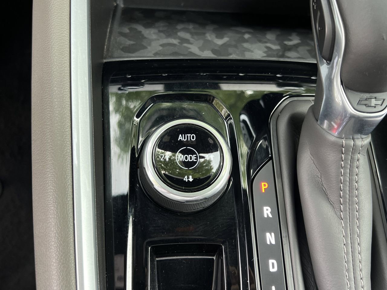 Used 2024 Chevrolet Colorado ZR2 w/ Technology Package AWD/4WD image 20