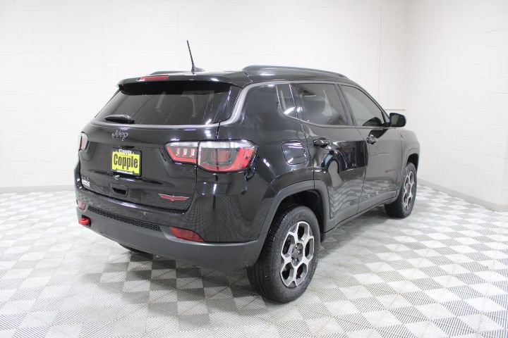 Used 2022 Jeep Compass Trailhawk w/ Trailhawk Convenience Group image 10