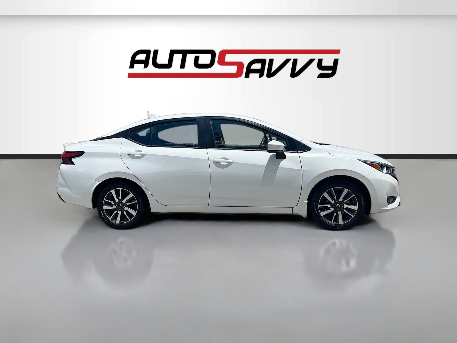 Used 2023 Nissan Versa SV w/ Trunk Package FWD image 8