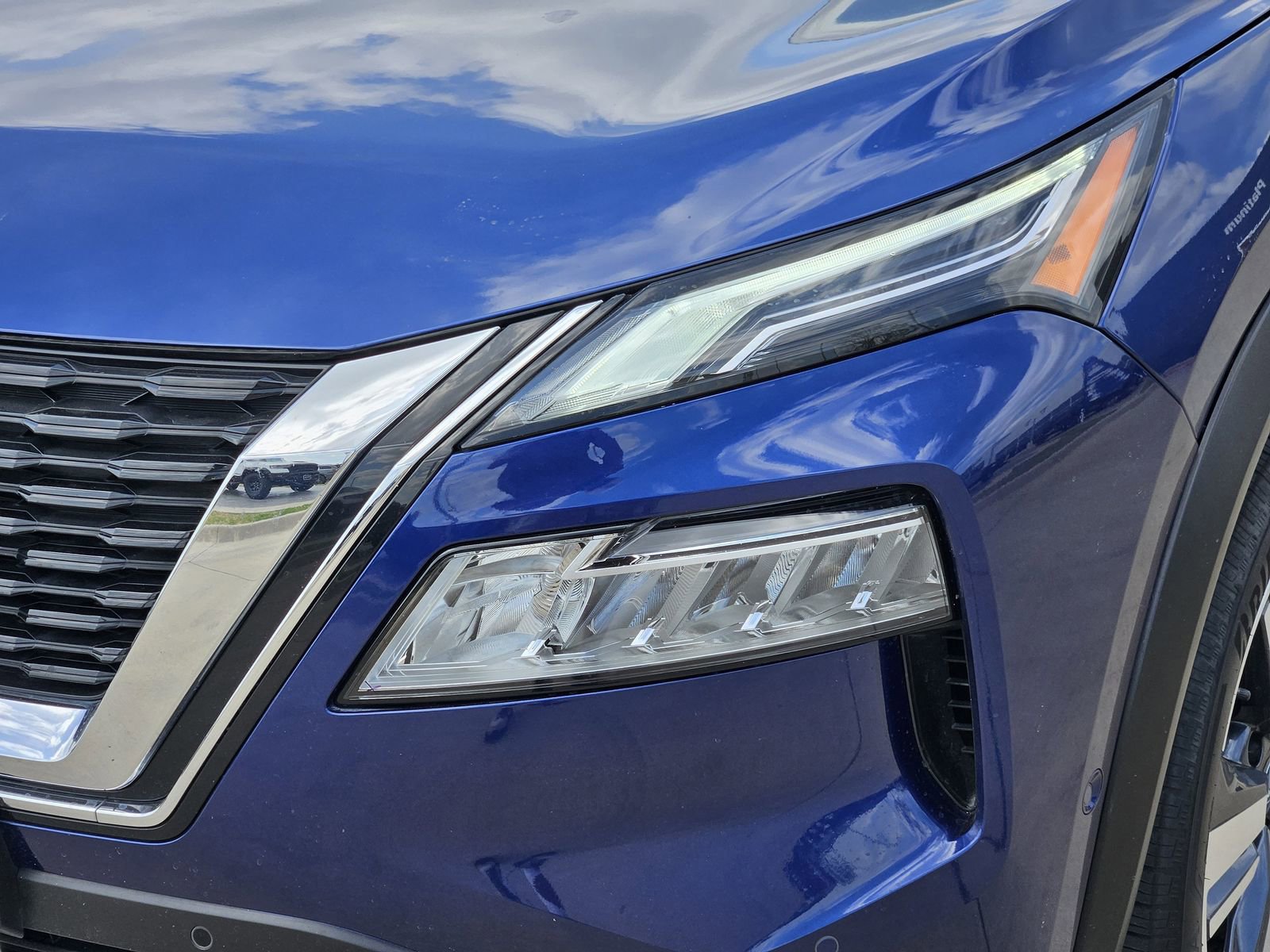 Used 2023 Nissan Rogue Platinum w/ Platinum Premium Package image 10