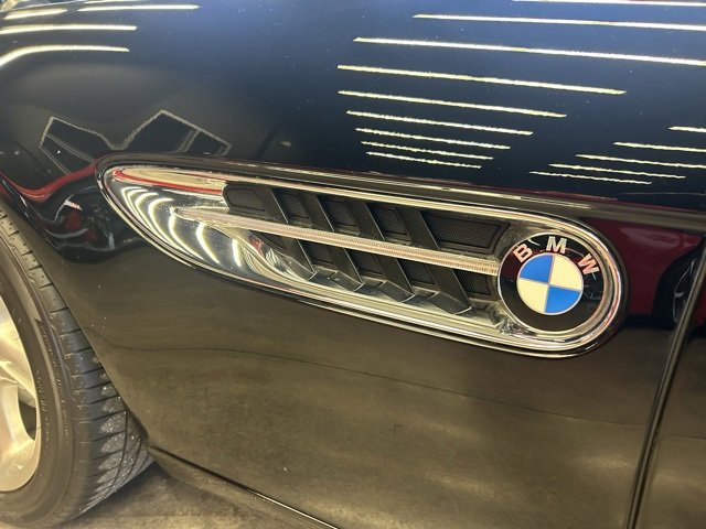 Used 2002 BMW Z8 image 36