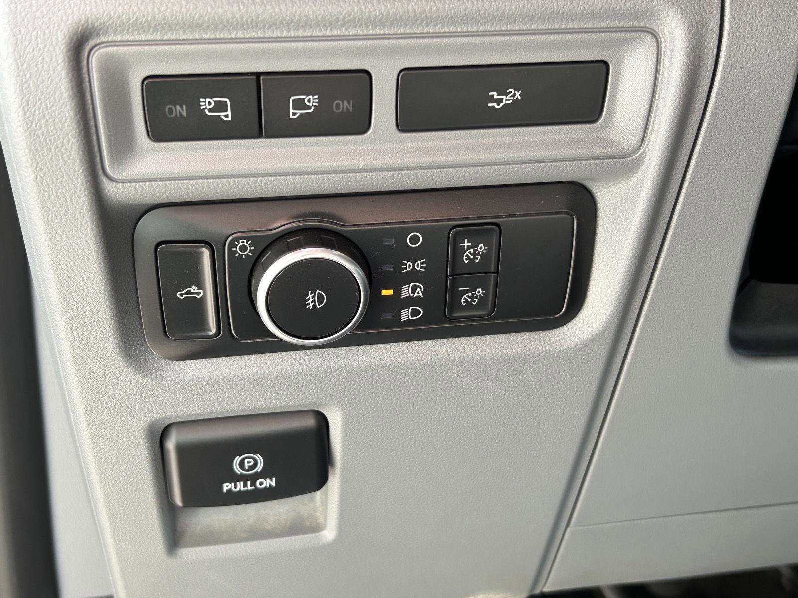 Used 2022 Ford F150 XLT w/ Equipment Group 302A High image 26