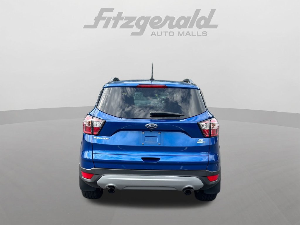 Used 2018 Ford Escape SE w/ SE Sync 3 Package AWD/4WD image 7