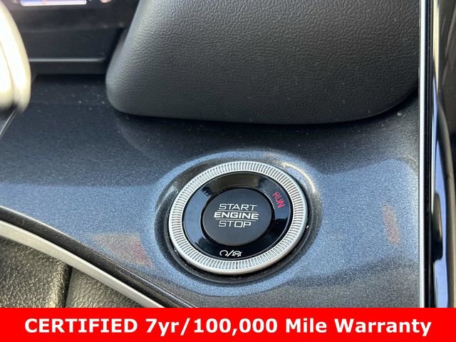 Used 2023 Jeep Grand Cherokee Laredo w/ Luxury Tech Group I AWD/4WD image 25