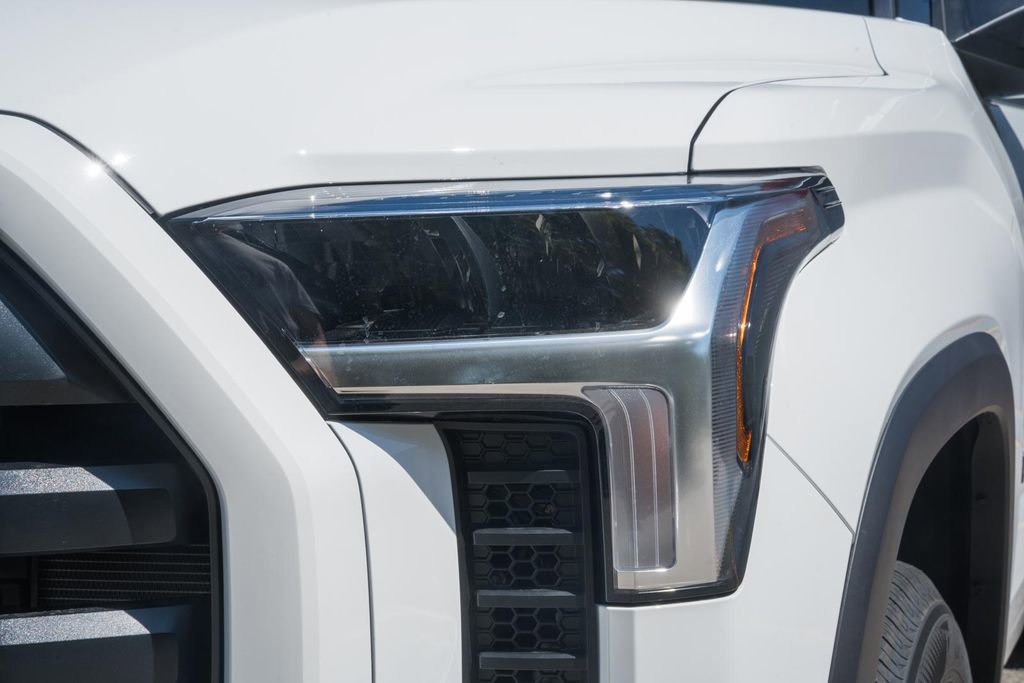 New 2026 Toyota Tundra SR5 AWD/4WD image 12