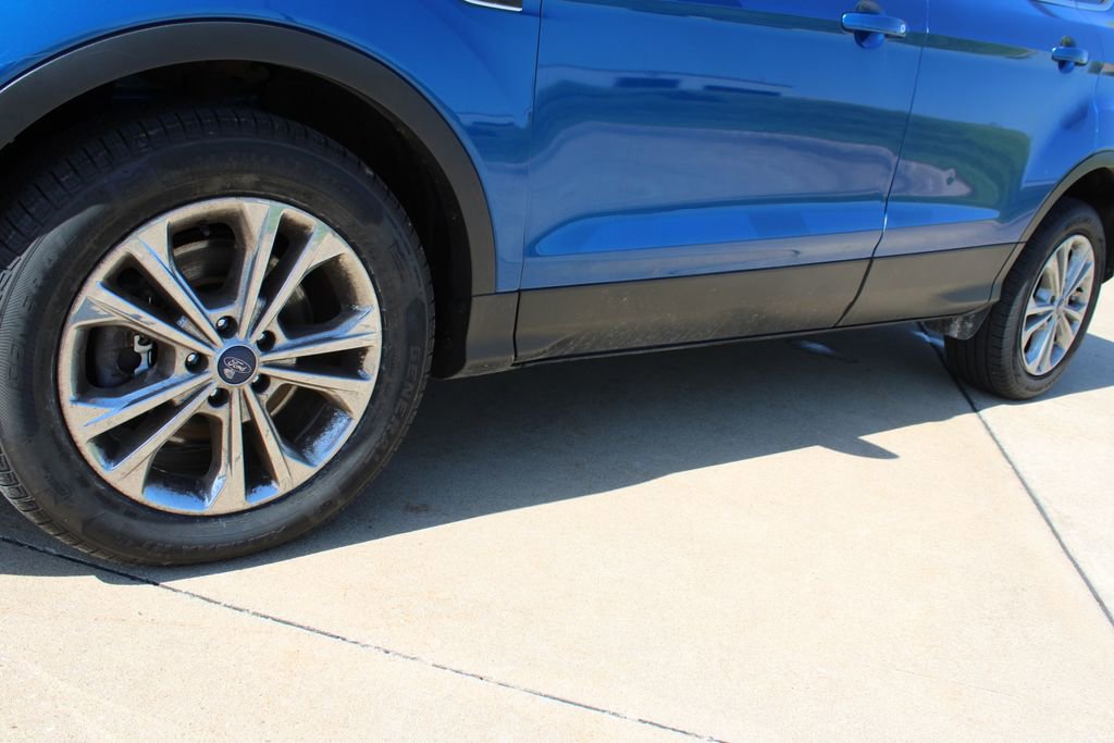Used 2017 Ford Escape SE image 10
